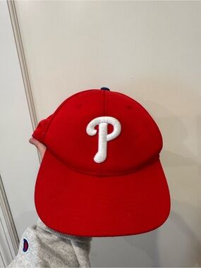 Kids Red Phillies Baseball Cap with White 'P' Logo